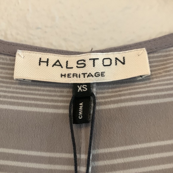 Halston Heritage Dk Grey& Lt Grey printed V- neck drop waist dress. Size XS. New - Picture 2 of 10